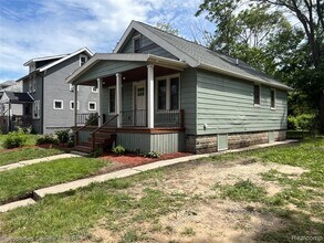 1965 Brighton St in Detroit, MI - Building Photo - Building Photo