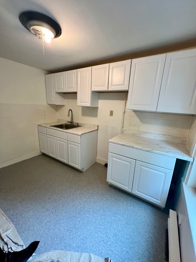 7 Court St, Unit 1