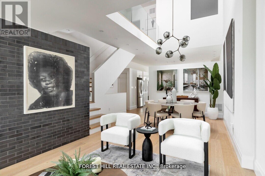 49 Brookfield St in Toronto, ON - Building Photo