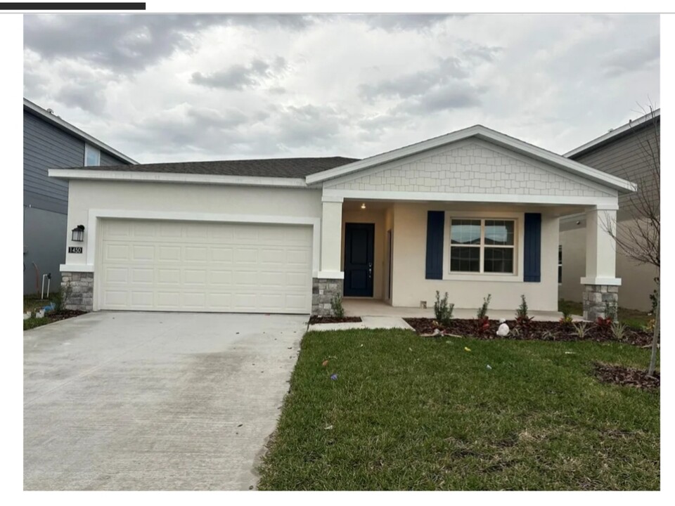 1450 Austin St in Lake Wales, FL - Building Photo