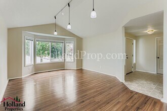 2191 SE 67th Ave in Hillsboro, OR - Building Photo - Building Photo
