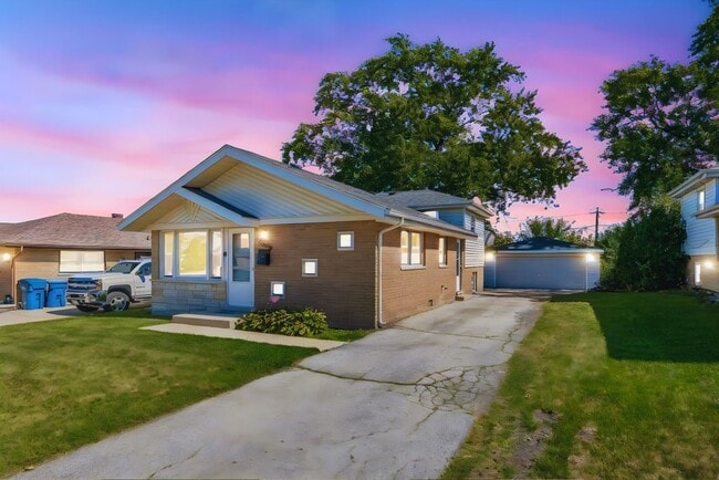 property at 12549 S Tripp Ave
