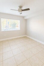 171 SW Palm Dr in Port St. Lucie, FL - Foto de edificio - Building Photo