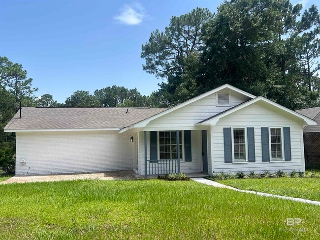 112 Kingswood Dr in Daphne, AL - Building Photo - Building Photo