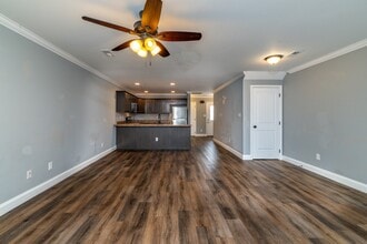 924 Warrior Hill Dr in Louisville, TN - Building Photo - Building Photo