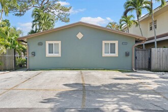 1408 NE 24th St in Wilton Manors, FL - Building Photo - Building Photo