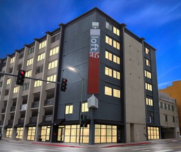 LOFT 205 in Reno, NV - Foto de edificio - Building Photo