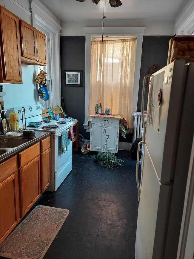 2512 W Grace St, Unit #4 in Richmond, VA - Building Photo - Building Photo