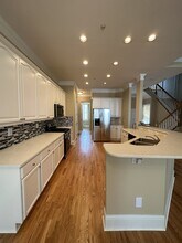 1041 Emory Parc Pl in Decatur, GA - Building Photo - Building Photo