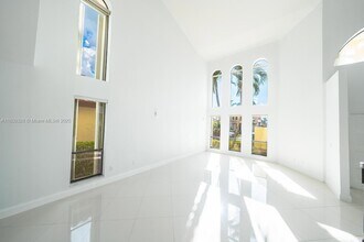 22599 Esplanada Cir in Boca Raton, FL - Building Photo - Building Photo