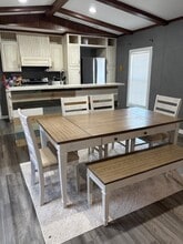 14525 Oak Hill Ln in Navasota, TX - Building Photo - Building Photo