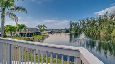 16171 Amberwood Lake Ct in Ft. Myers, FL - Building Photo - Building Photo