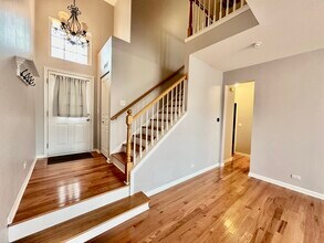 3329 Bromley Ln in Aurora, IL - Building Photo - Building Photo