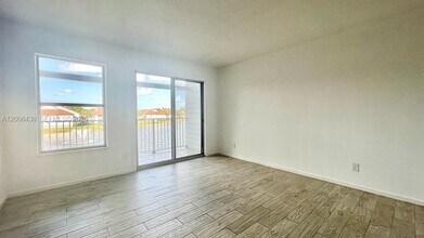 258 Cypress Point Dr in Palm Beach Gardens, FL - Building Photo - Building Photo