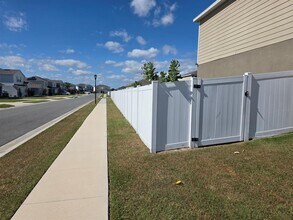 1128 Eagle Claw Ln in Winter Haven, FL - Building Photo - Building Photo