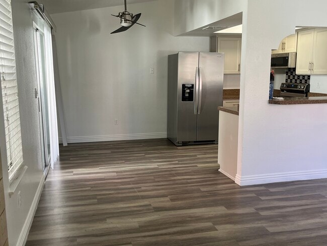 5078 Spencer St in Las Vegas, NV - Building Photo - Building Photo