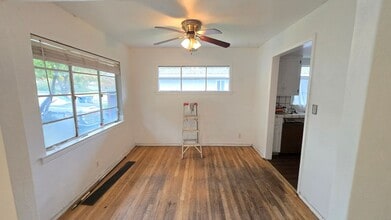 1235 W Dayton Ave in Fresno, CA - Building Photo - Building Photo