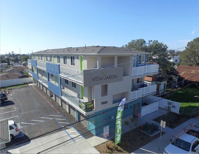 Vista Jardin Apartments in National City, CA - Building Photo - Building Photo