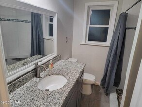 1442 John Anderson Dr in Ormond Beach, FL - Building Photo - Building Photo