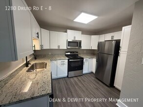 1280 Druid Rd in Clearwater, FL - Building Photo - Building Photo