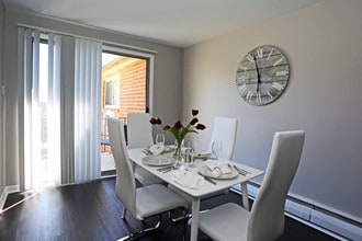 Laurel Manor Apartments in Secane, PA - Building Photo - Interior Photo