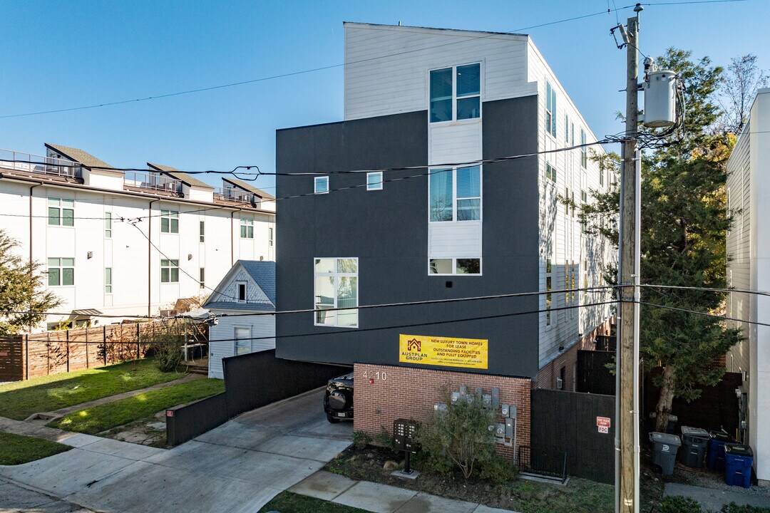 4210 Roseland Ave in Dallas, TX - Building Photo