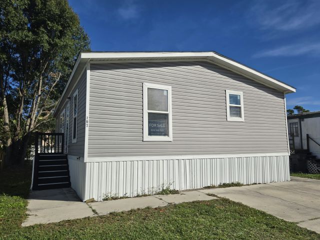 property at 12130 US Hwy 41 S