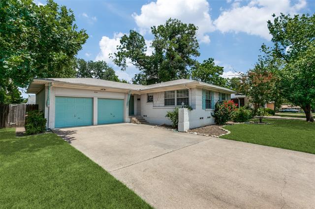 406 Vernet St in Richardson, TX - Building Photo