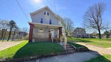 1432 League St in Akron, OH - Building Photo - Building Photo