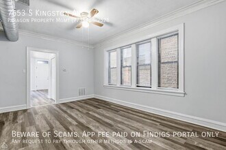 7653 S Kingston Ave-Unit -2 in Chicago, IL - Building Photo - Building Photo