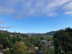 41 Martens Blvd in San Rafael, CA - Building Photo - Building Photo