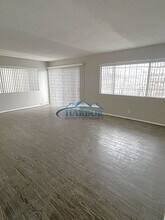 822 S Leland St in Los Angeles, CA - Building Photo - Building Photo