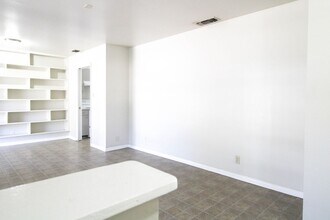 10906 Lands Run St in San Antonio, TX - Building Photo - Building Photo