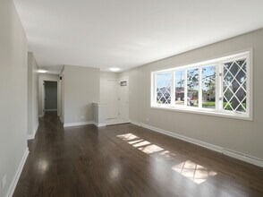 510 E Park Ave in Elmhurst, IL - Building Photo - Building Photo