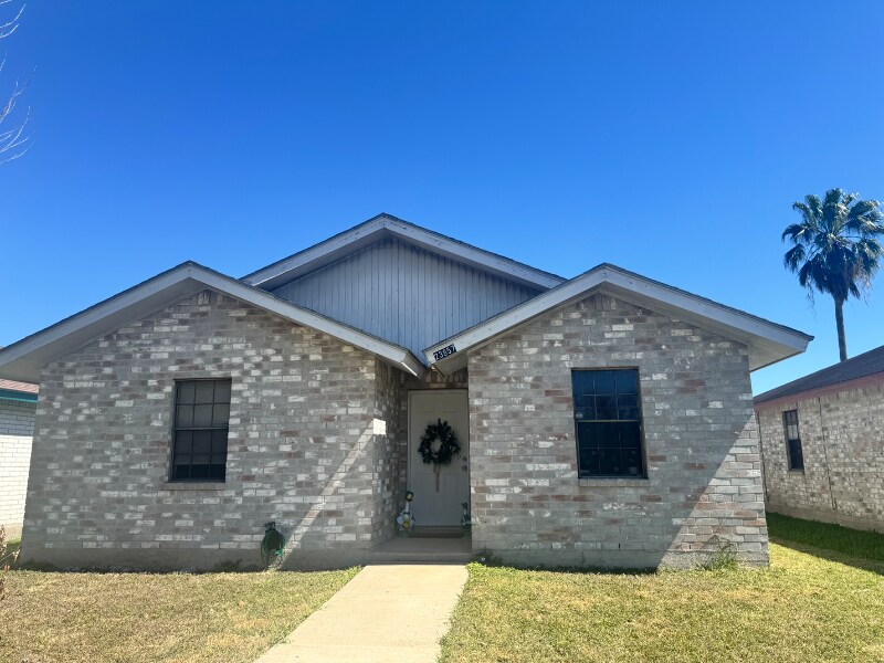 23857 Southfork Dr in Harlingen, TX - Building Photo