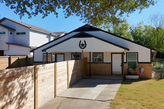 property at 1115 Brookswood Ave