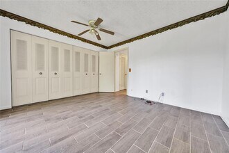 165 Sussex I in West Palm Beach, FL - Building Photo - Building Photo