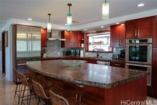 19 Alala Rd in Kailua, HI - Building Photo