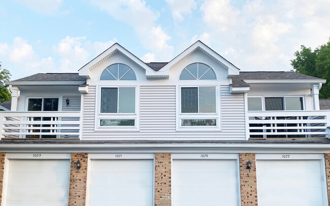 property at 1077 Courtland Dr