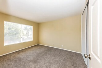 25510 Camino Castillo in Moreno Valley, CA - Building Photo - Building Photo