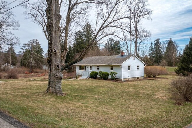 property at 9 Dykeman St