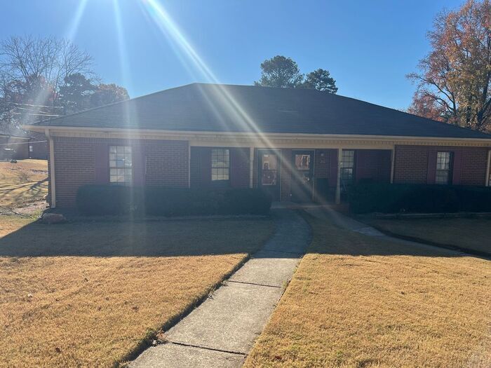 264 Haymarket Ln in Lawrenceville, GA - Building Photo