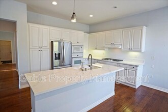 23753 Maple Leaf Ct in Santa Clarita, CA - Building Photo - Building Photo