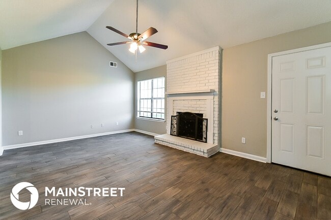 10127 Stephenson Ln in Olive Branch, MS - Foto de edificio - Building Photo