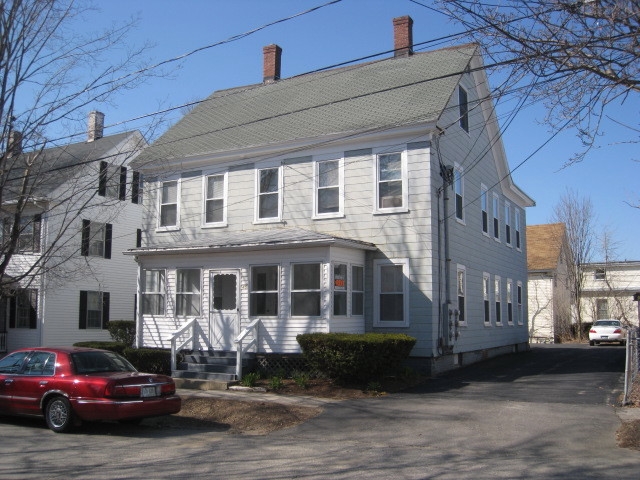 45 5th St in Dover, NH - Building Photo