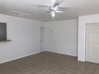 1528 N Waterman Ave, Unit Studio photo'