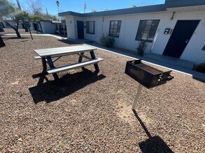 2130 N Forgeus Ave in Tucson, AZ - Building Photo - Building Photo