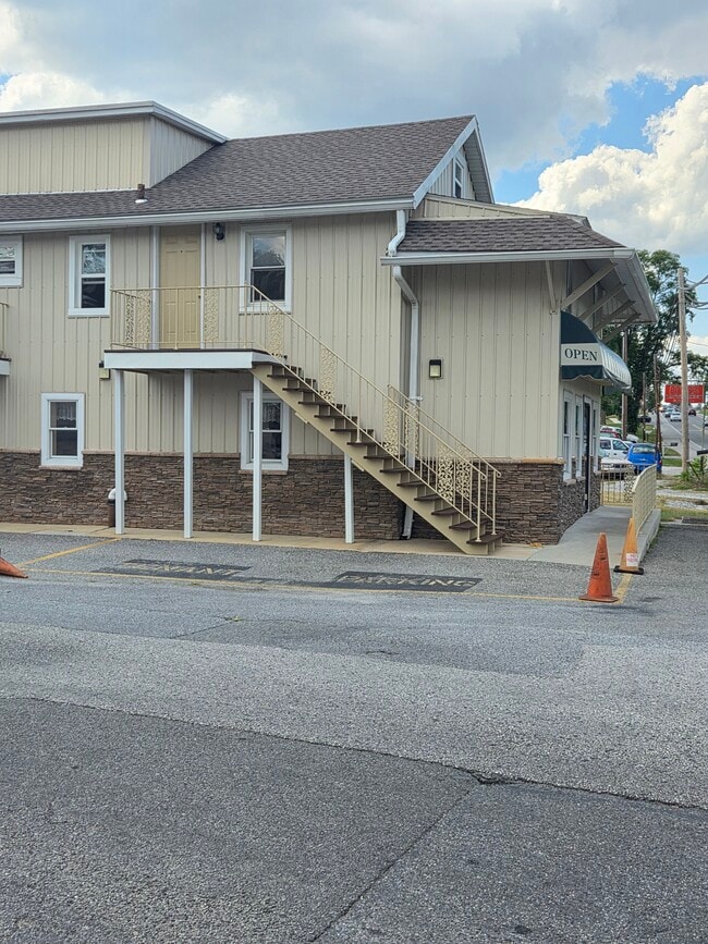 2600 Carlisle Rd