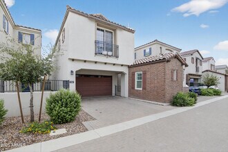 1567 E Shannon St in Gilbert, AZ - Building Photo - Building Photo
