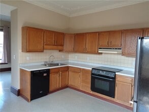 170 E 1st St, Unit 1 in Corning, NY - Building Photo - Building Photo